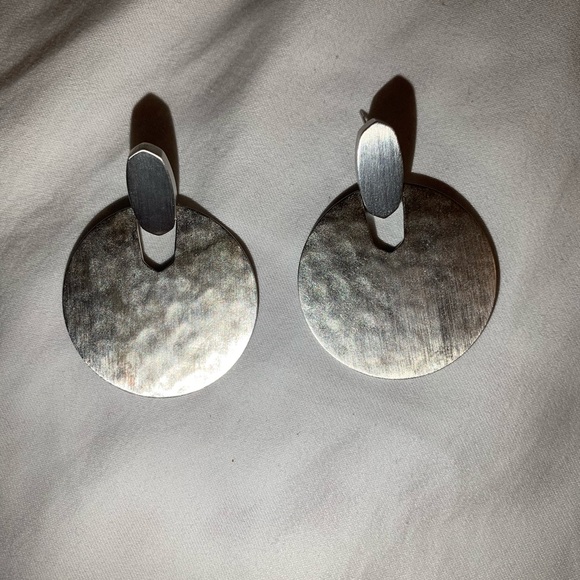 Kendra Scott Didi Earrings - Picture 4 of 6